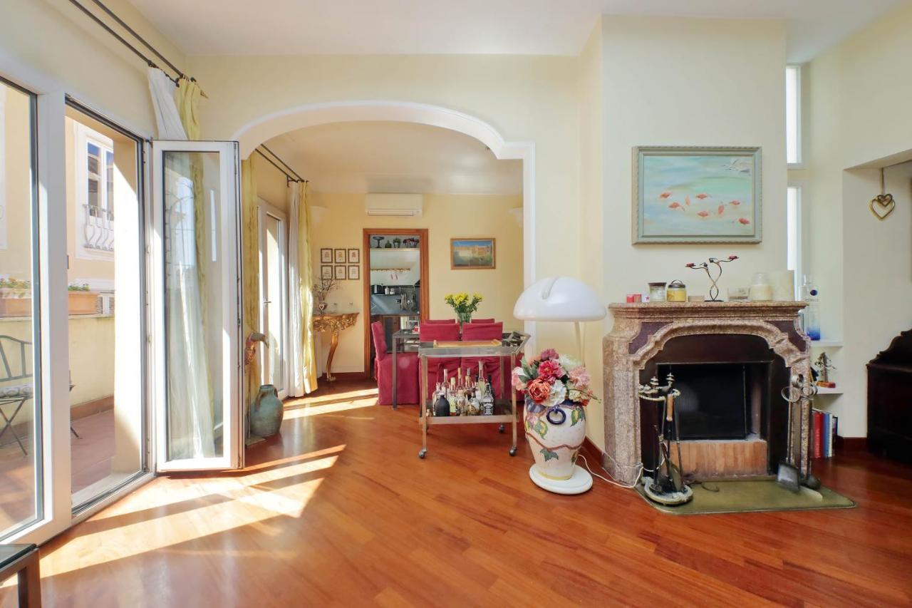 4Bnb - Luxury Trevi Apartment W Terrace Roma Dış mekan fotoğraf