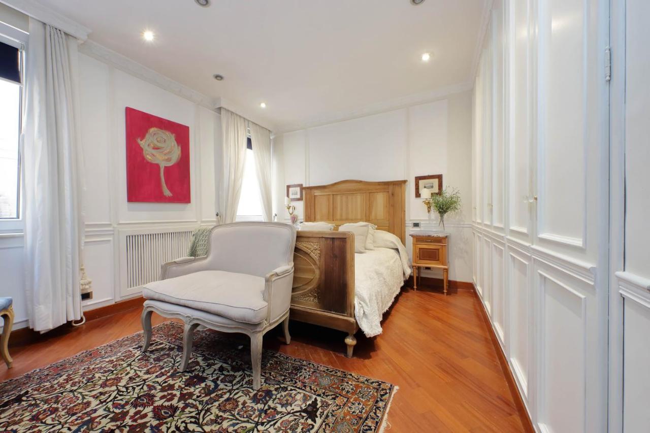 4Bnb - Luxury Trevi Apartment W Terrace Roma Dış mekan fotoğraf