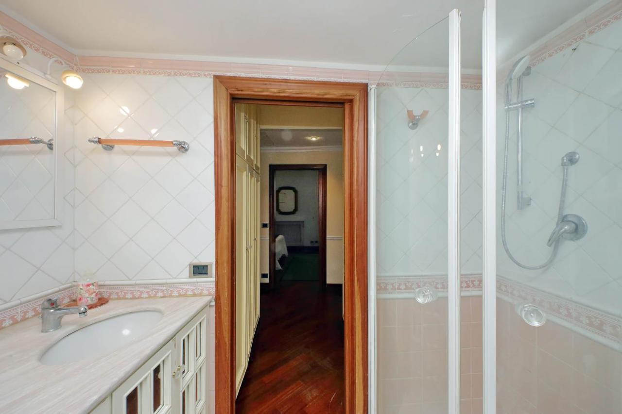 4Bnb - Luxury Trevi Apartment W Terrace Roma Dış mekan fotoğraf
